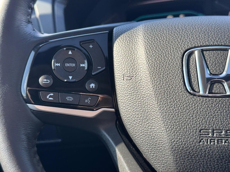 Honda Odyssey Vehicle Full-screen Gallery Image 22