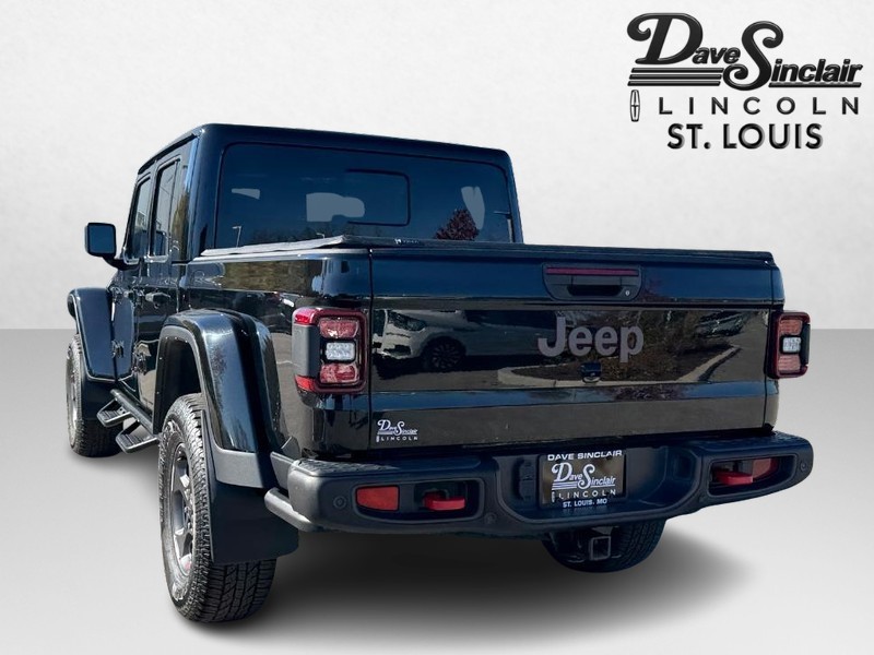 Jeep Gladiator Vehicle Full-screen Gallery Image 07