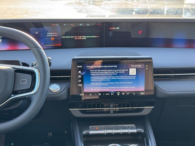 Lincoln Nautilus Vehicle Full-screen Gallery Image 14