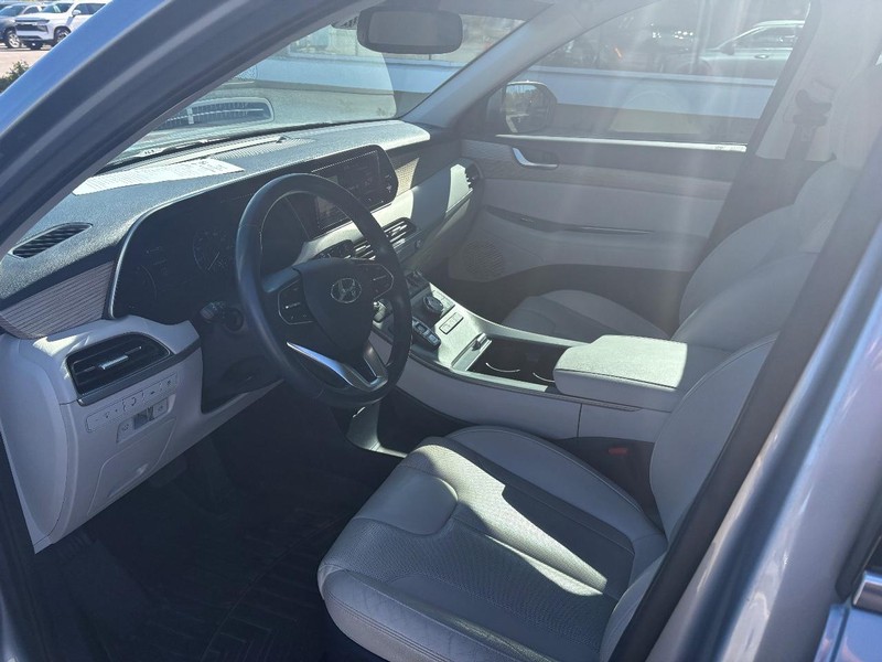 Hyundai Palisade Vehicle Full-screen Gallery Image 05