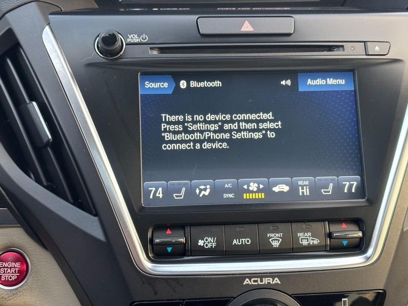 Acura MDX Vehicle Full-screen Gallery Image 16