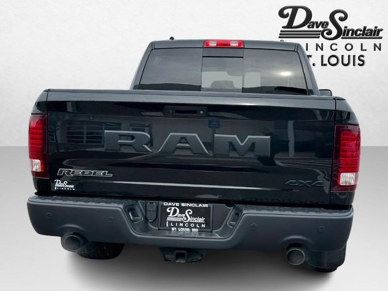 Ram 1500 Vehicle Full-screen Gallery Image 06