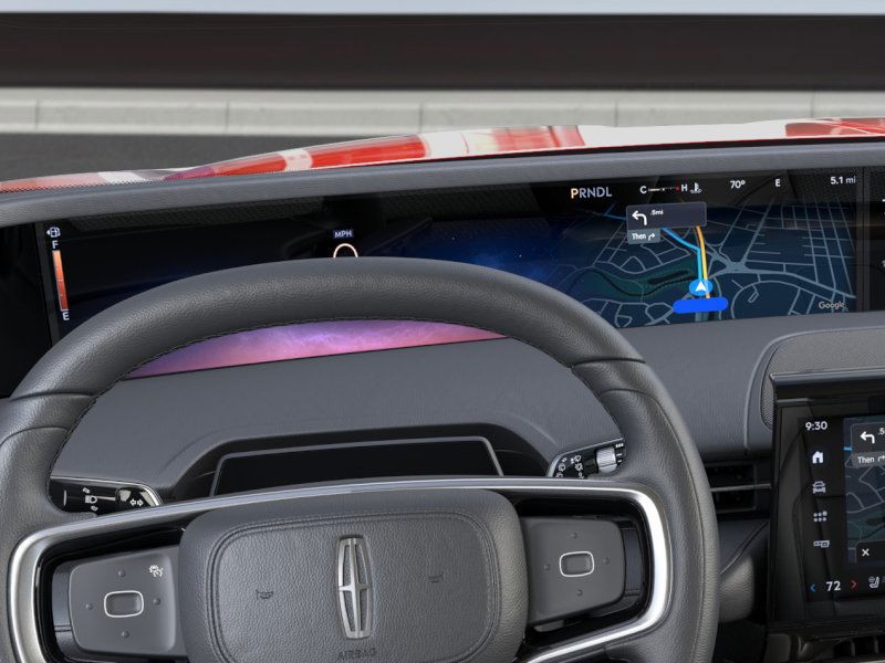 Lincoln Nautilus Vehicle Full-screen Gallery Image 14