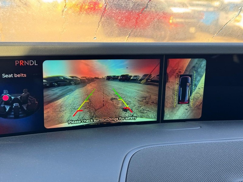 Lincoln Nautilus Vehicle Full-screen Gallery Image 24