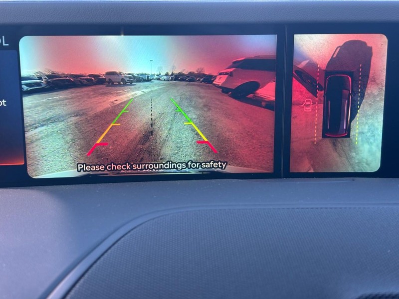 Lincoln Nautilus Vehicle Full-screen Gallery Image 24