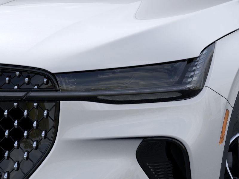 Lincoln Nautilus Vehicle Full-screen Gallery Image 19