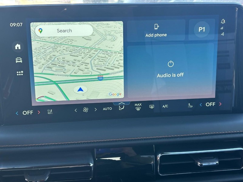 Lincoln Aviator Vehicle Full-screen Gallery Image 26