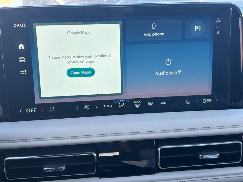 Lincoln Aviator Vehicle Full-screen Gallery Image 26