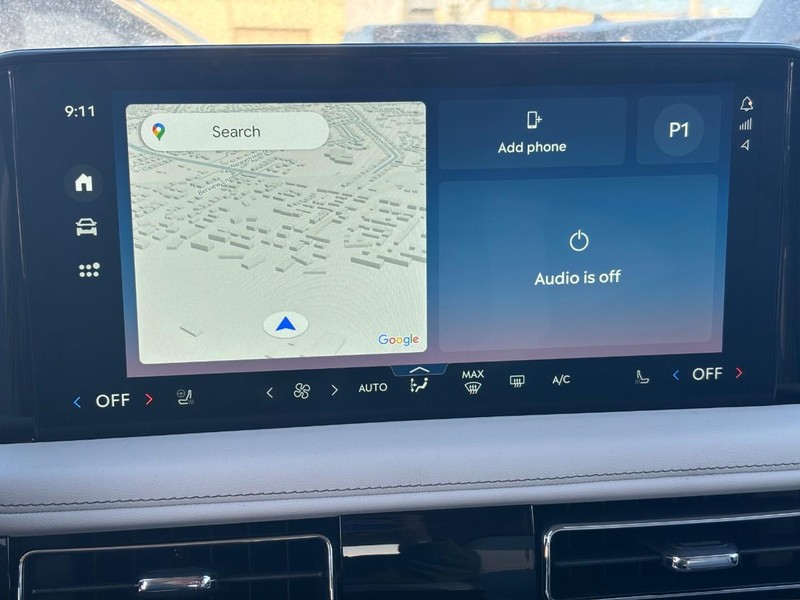 Lincoln Aviator Vehicle Full-screen Gallery Image 26