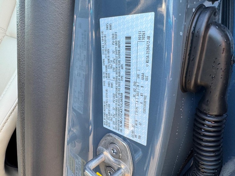 Lincoln Corsair Vehicle Full-screen Gallery Image 25