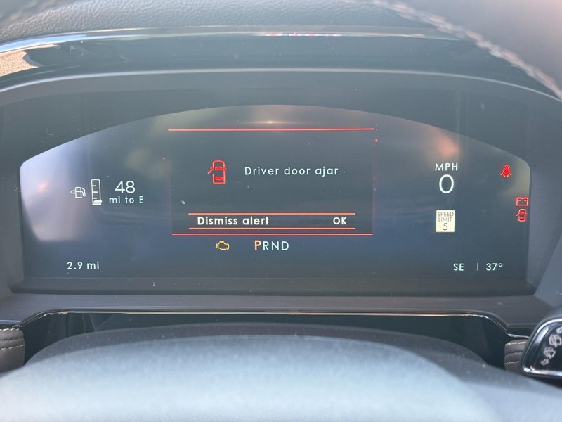 Lincoln Corsair Vehicle Full-screen Gallery Image 24