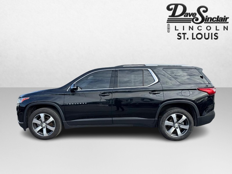 Chevrolet Traverse Vehicle Full-screen Gallery Image 09