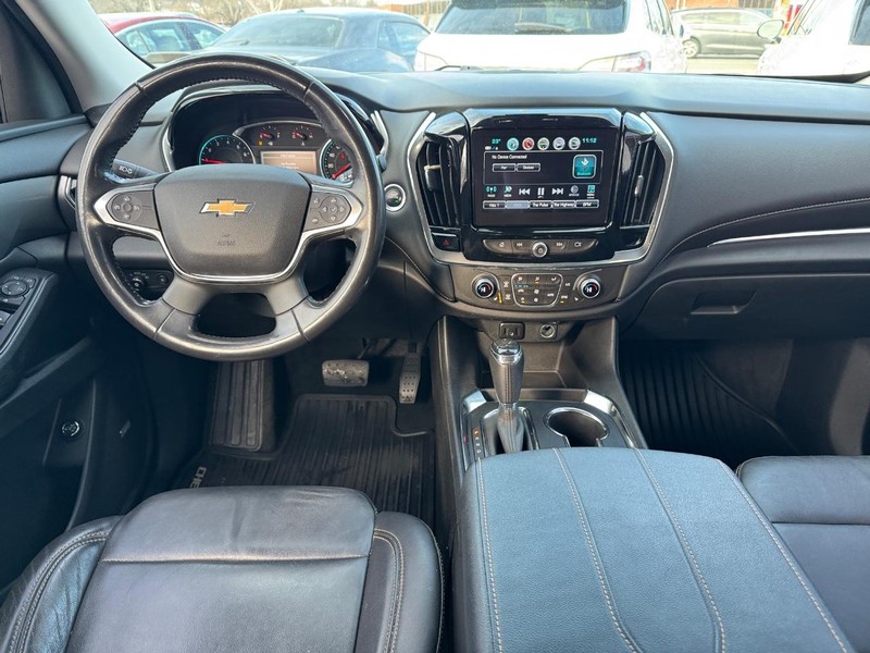 Chevrolet Traverse Vehicle Full-screen Gallery Image 14