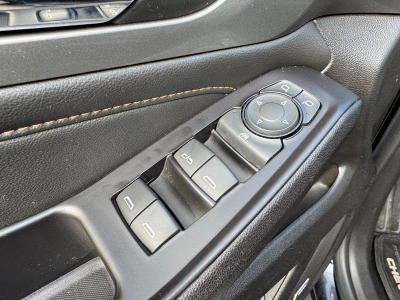 Chevrolet Traverse Vehicle Full-screen Gallery Image 16