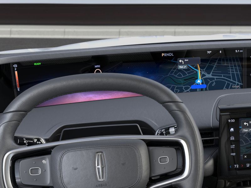 Lincoln Nautilus Vehicle Full-screen Gallery Image 14