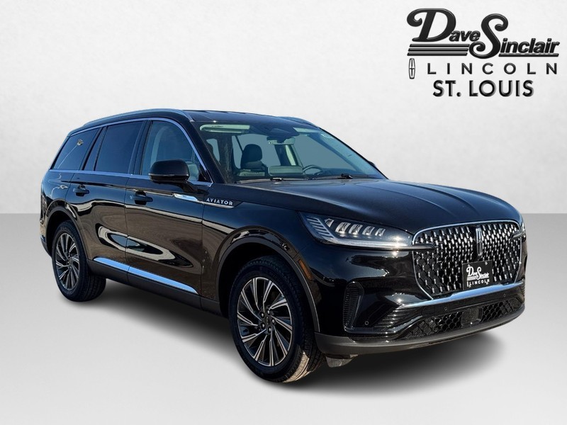 Lincoln Aviator Vehicle Full-screen Gallery Image 03