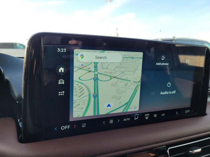 Lincoln Aviator Vehicle Full-screen Gallery Image 25