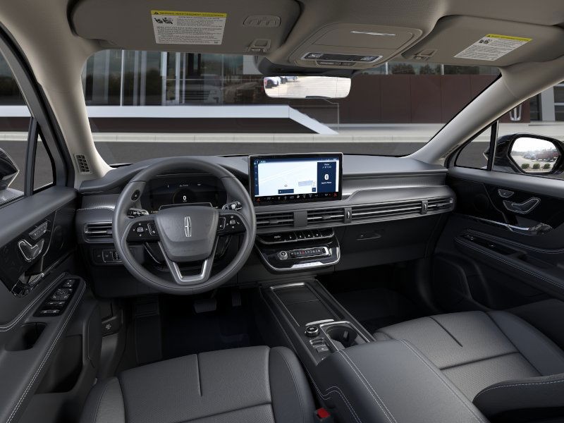 Lincoln Corsair Vehicle Full-screen Gallery Image 10