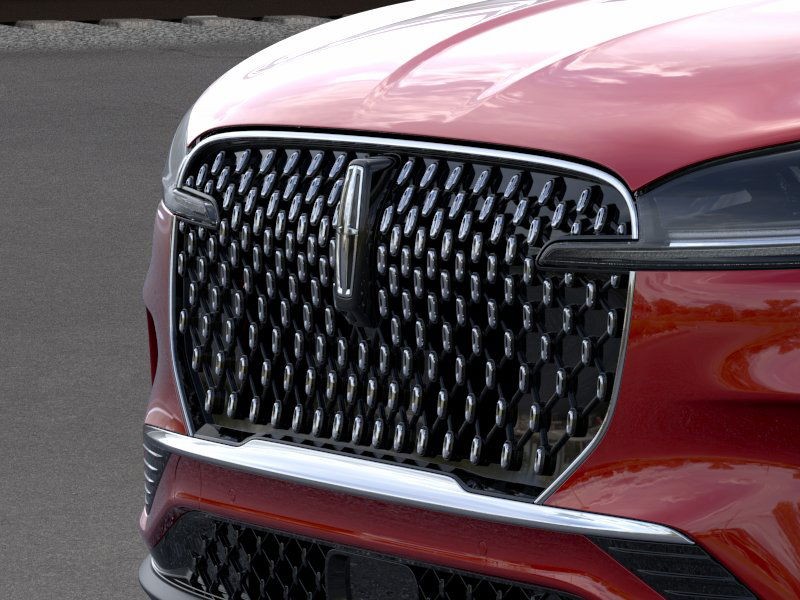 Lincoln Aviator Vehicle Full-screen Gallery Image 18
