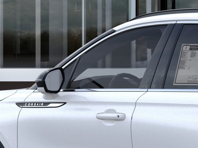 Lincoln Corsair Vehicle Full-screen Gallery Image 21