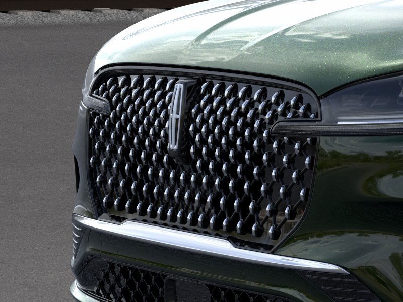 Lincoln Aviator Vehicle Full-screen Gallery Image 18