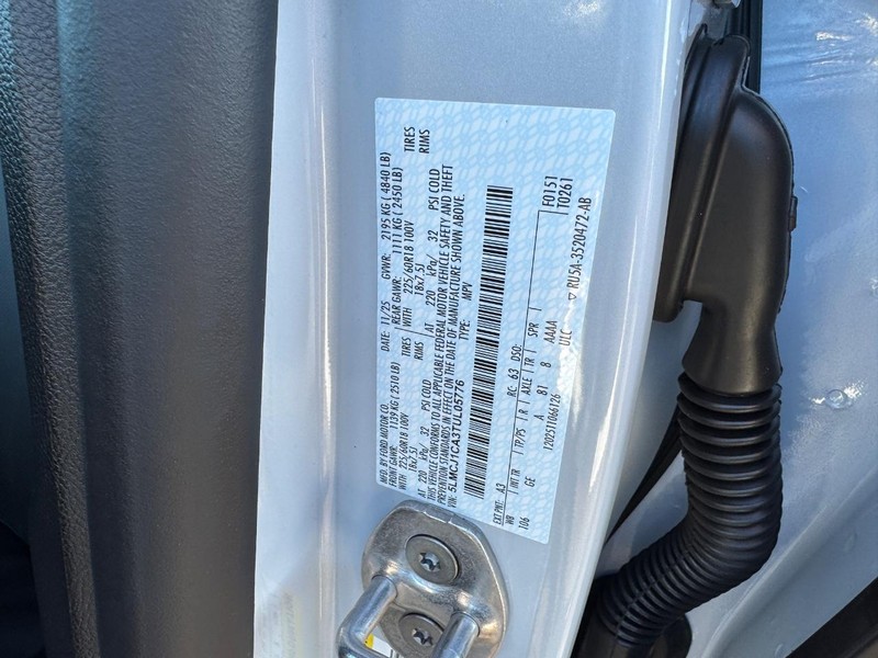 Lincoln Corsair Vehicle Full-screen Gallery Image 27