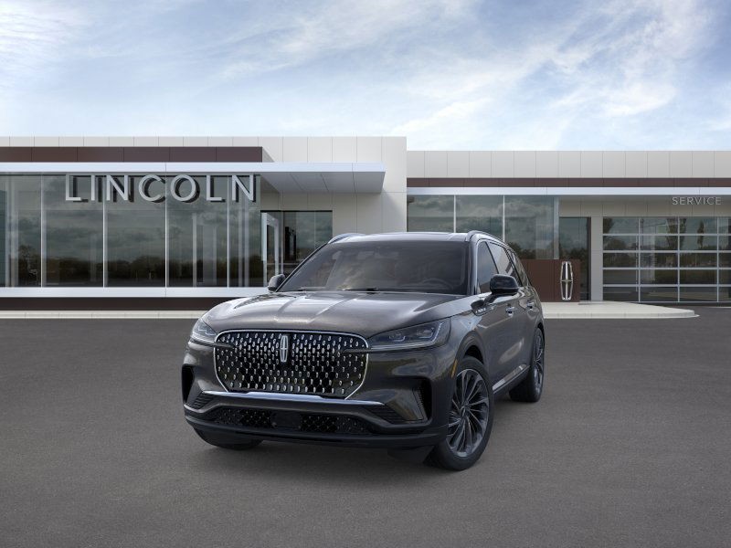 Lincoln Aviator Vehicle Full-screen Gallery Image 02