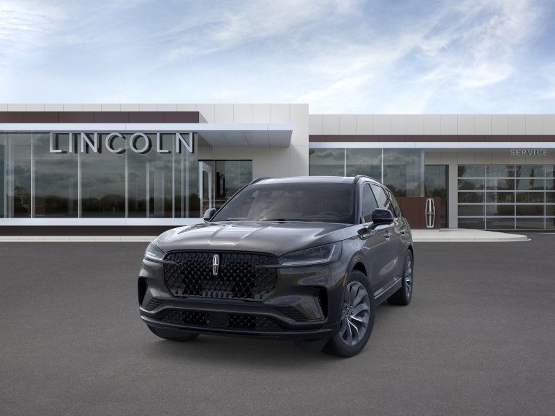 Lincoln Aviator Vehicle Full-screen Gallery Image 02