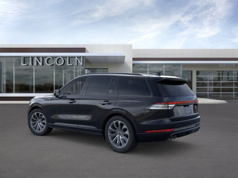 Lincoln Aviator Vehicle Full-screen Gallery Image 04