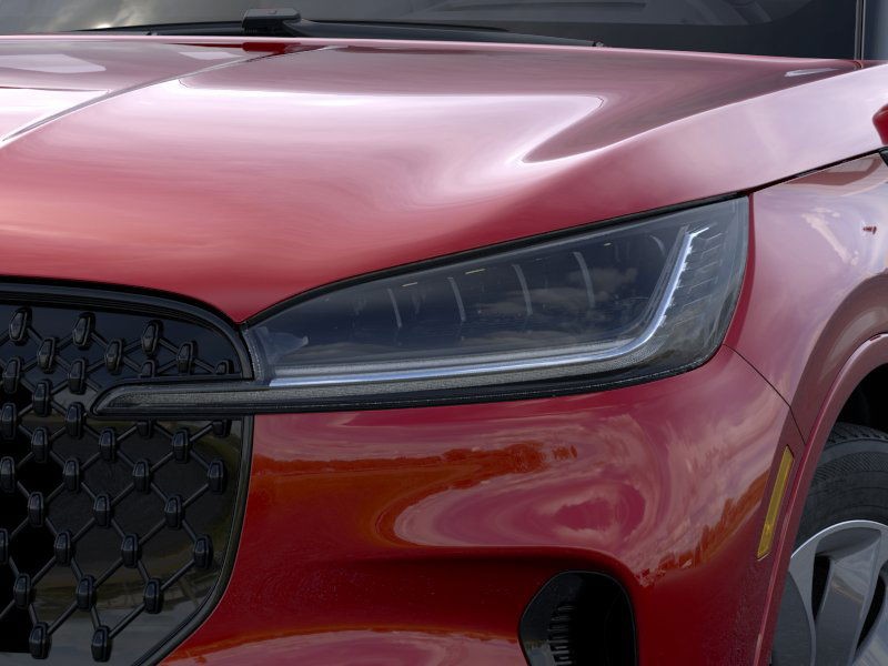 Lincoln Aviator Vehicle Full-screen Gallery Image 19