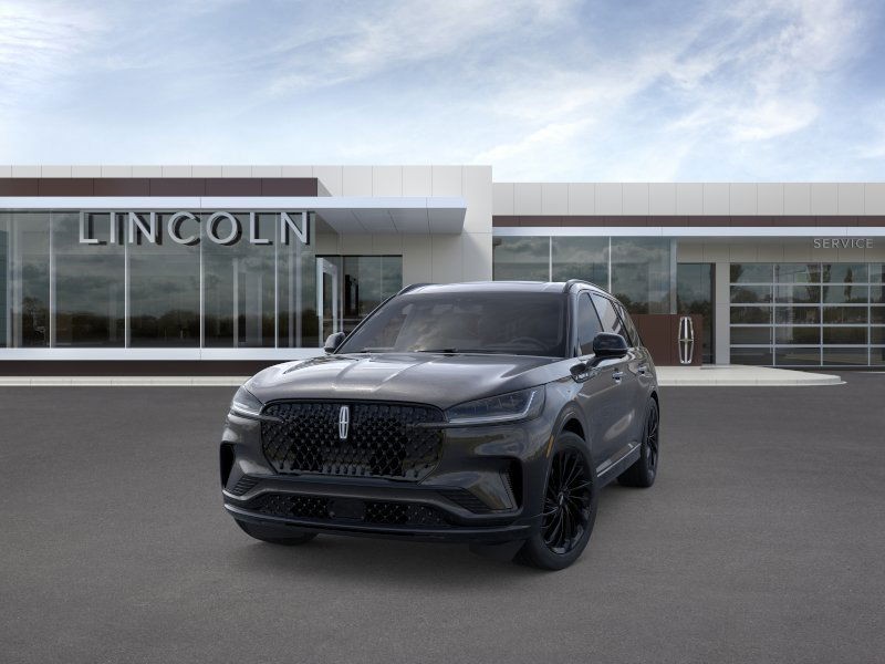 Lincoln Aviator Vehicle Full-screen Gallery Image 02