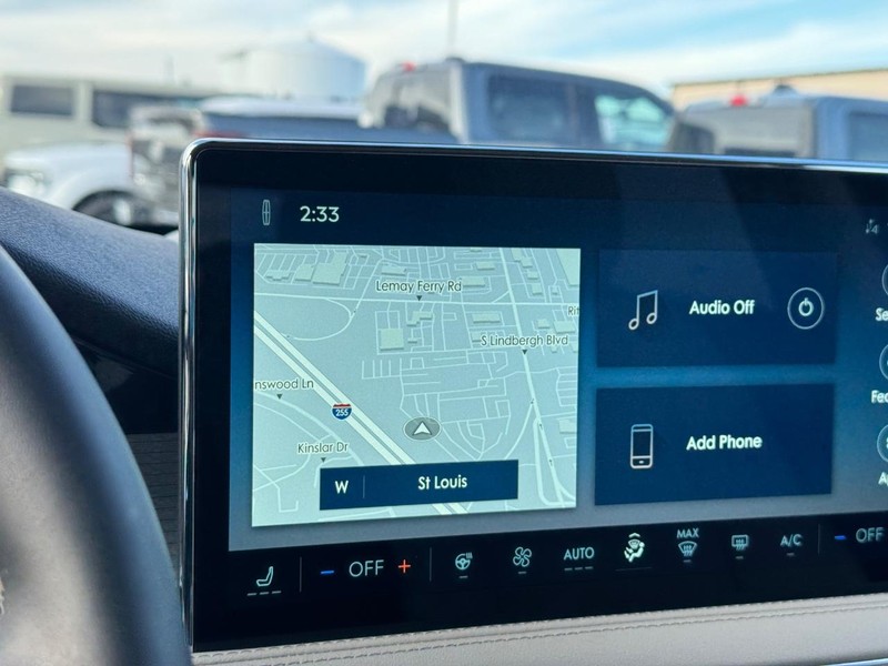 Lincoln Corsair Vehicle Full-screen Gallery Image 23