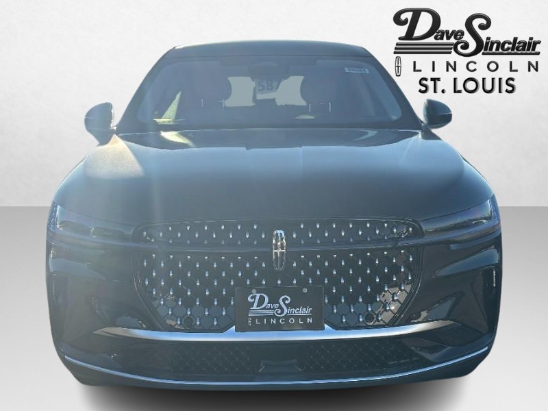 Lincoln Nautilus Vehicle Full-screen Gallery Image 02