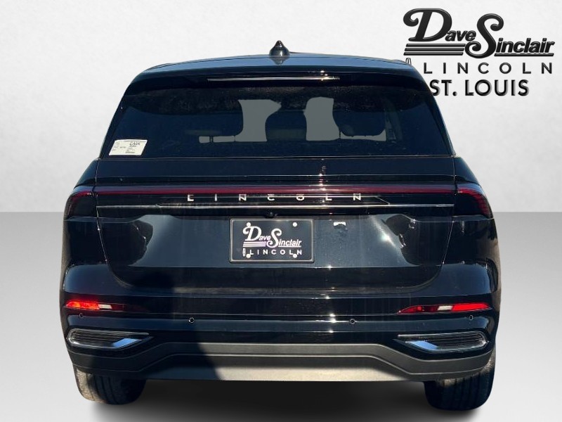 Lincoln Nautilus Vehicle Full-screen Gallery Image 06