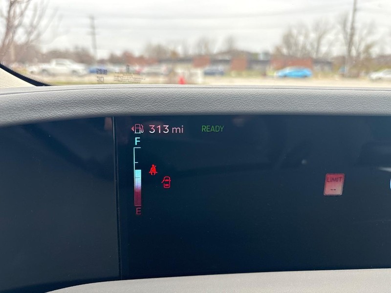 Lincoln Nautilus Vehicle Full-screen Gallery Image 07