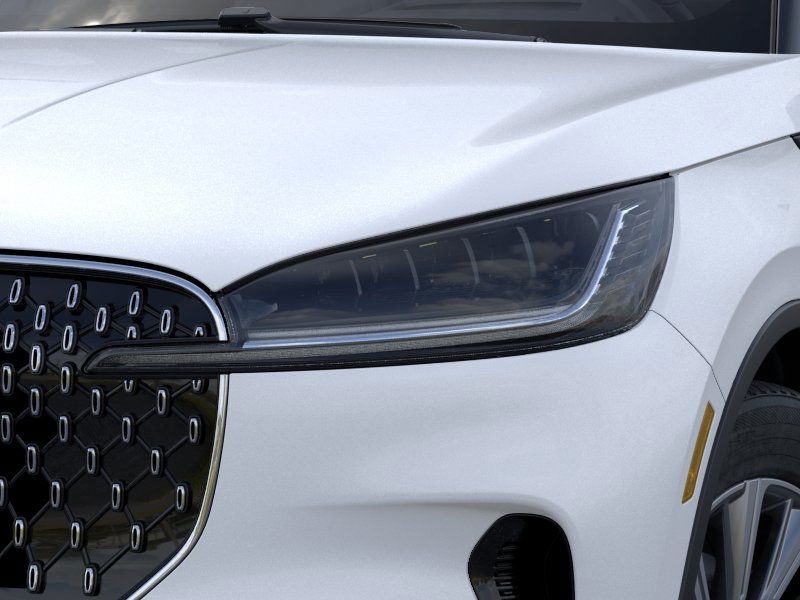 Lincoln Aviator Vehicle Full-screen Gallery Image 19