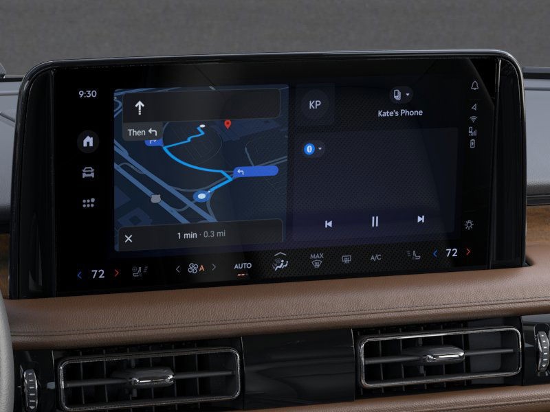 Lincoln Aviator Vehicle Full-screen Gallery Image 15