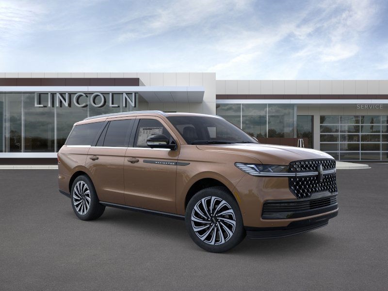 Lincoln Navigator Vehicle Full-screen Gallery Image 07