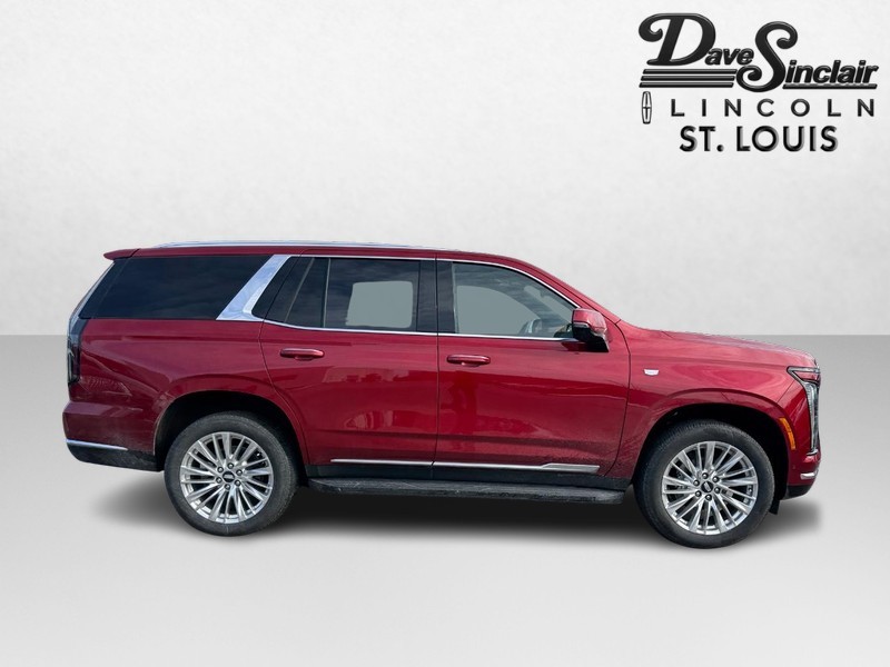 Cadillac Escalade Vehicle Full-screen Gallery Image 04