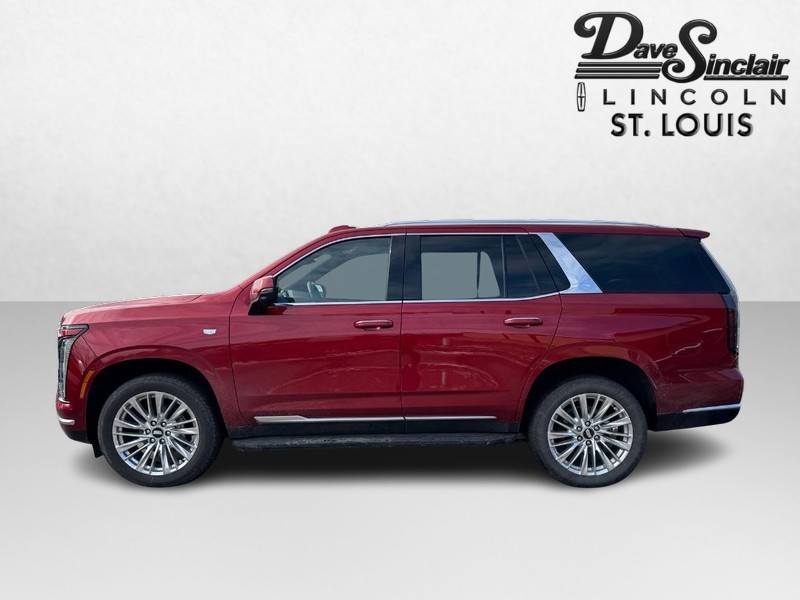 Cadillac Escalade Vehicle Full-screen Gallery Image 09