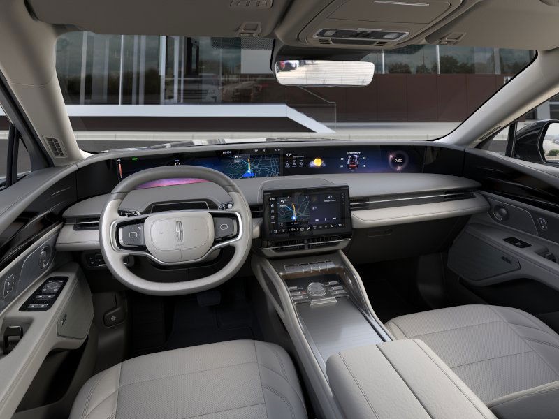 Lincoln Nautilus Vehicle Full-screen Gallery Image 10