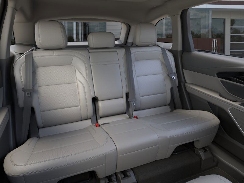 Lincoln Nautilus Vehicle Full-screen Gallery Image 12