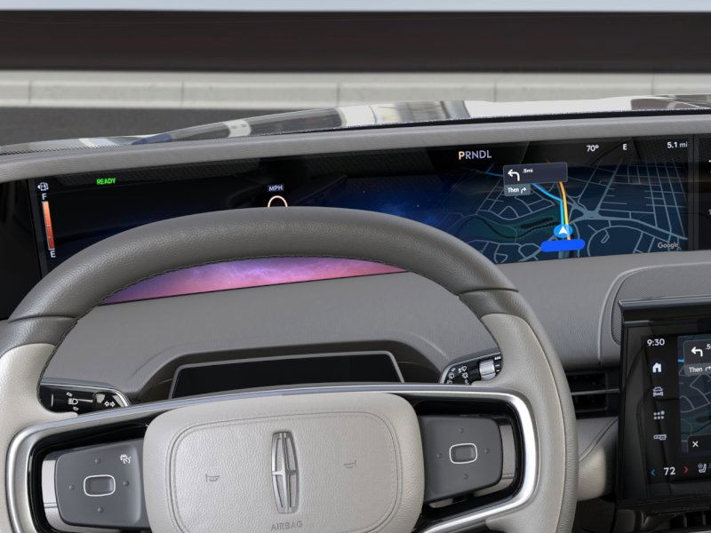 Lincoln Nautilus Vehicle Full-screen Gallery Image 14