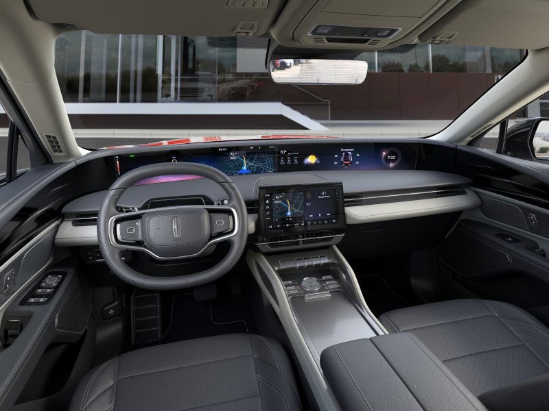 Lincoln Nautilus Vehicle Full-screen Gallery Image 10