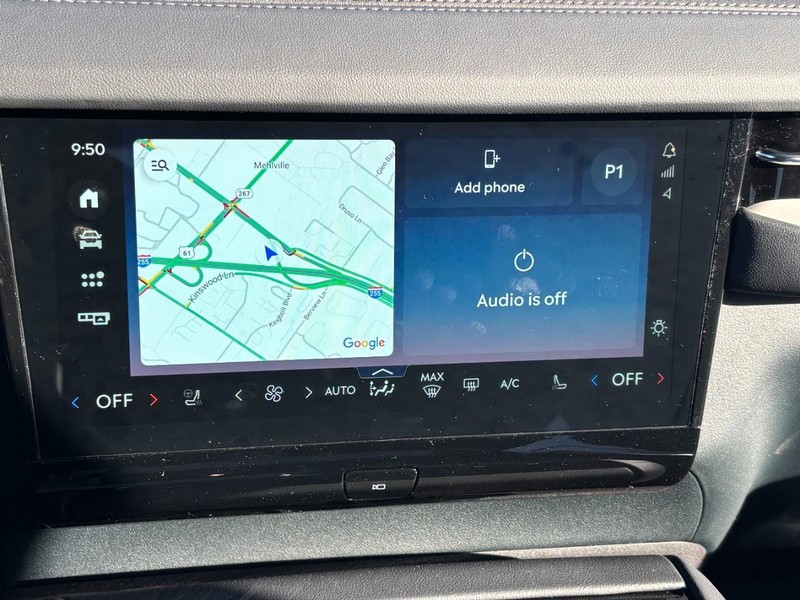 Lincoln Navigator Vehicle Full-screen Gallery Image 25