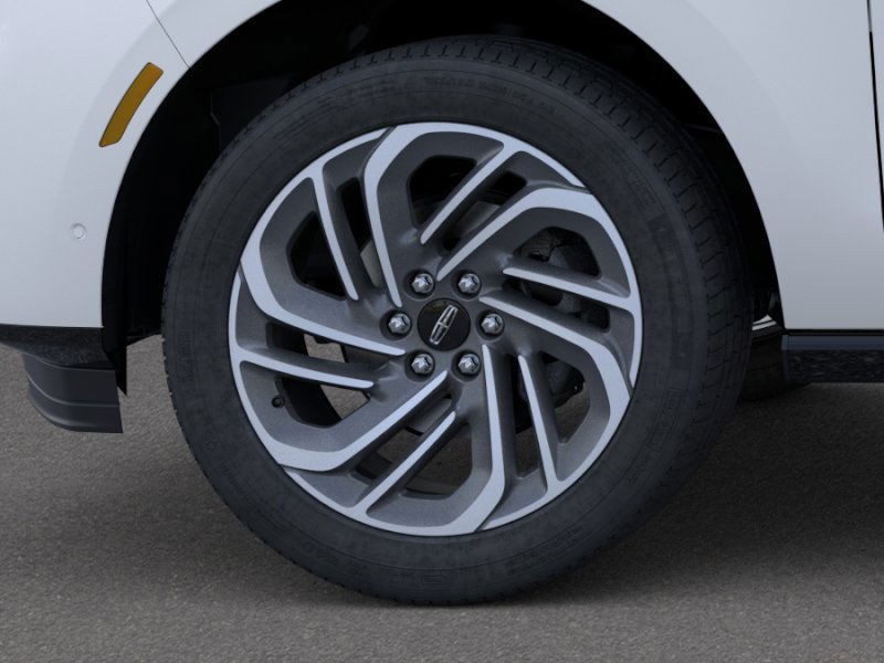 Lincoln Navigator Vehicle Full-screen Gallery Image 20