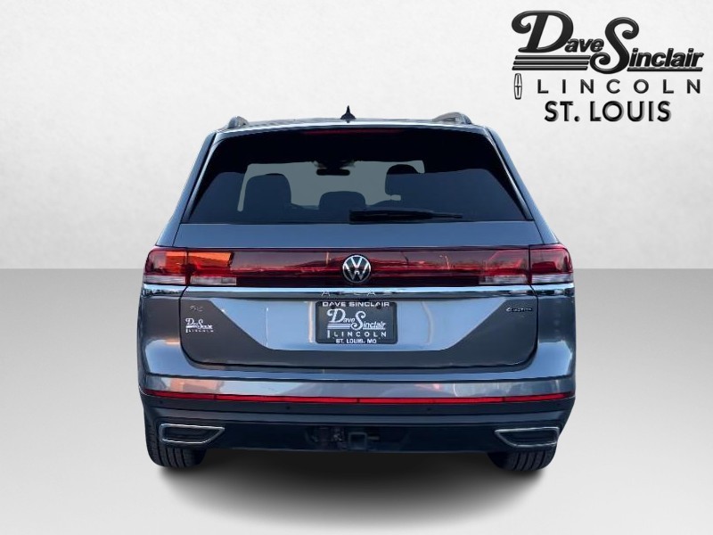 Volkswagen Atlas Vehicle Full-screen Gallery Image 06