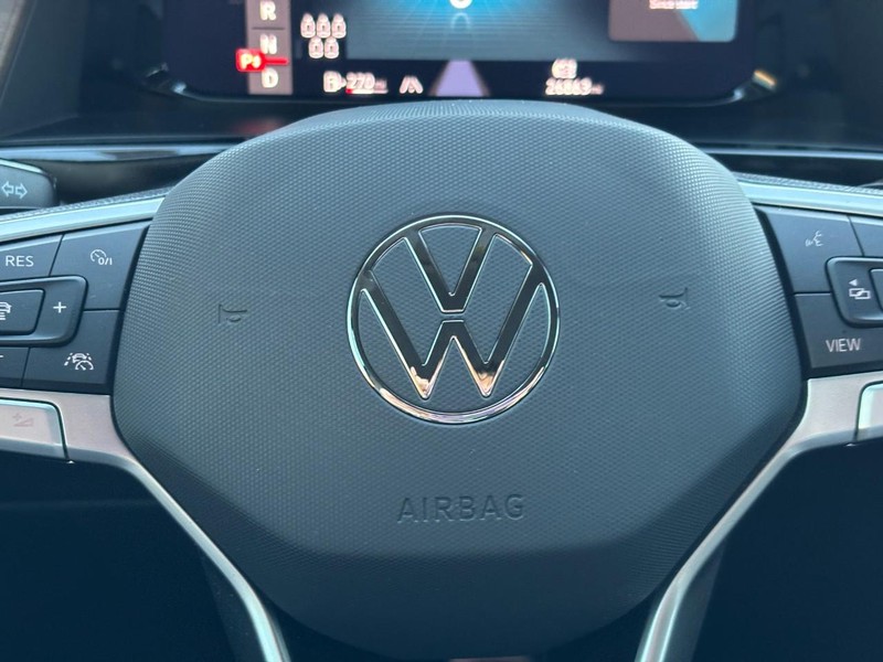 Volkswagen Atlas Vehicle Full-screen Gallery Image 20