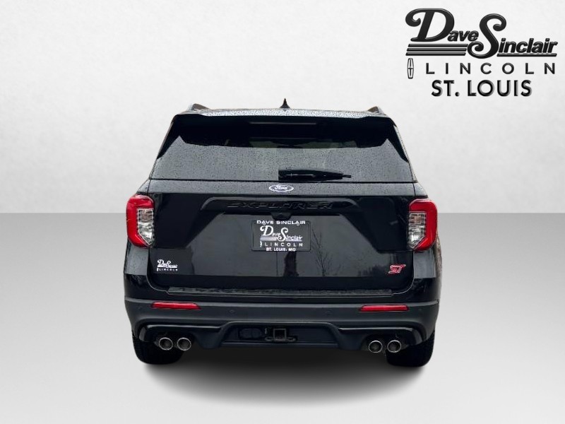 Ford Explorer Vehicle Full-screen Gallery Image 06