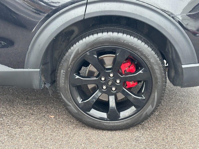 Ford Explorer Vehicle Full-screen Gallery Image 10